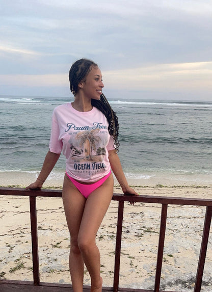 Paumtrees "Ocean views"  Pink tee shirt 🩷