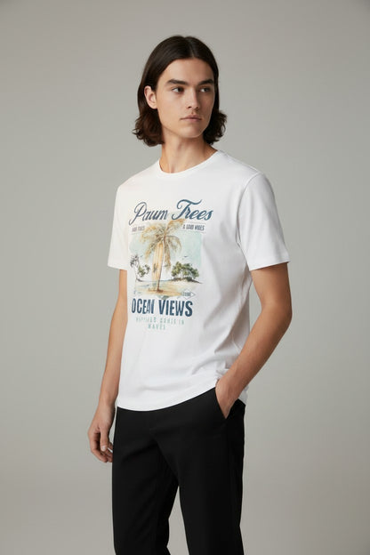 Paumtrees Ocean views White tee